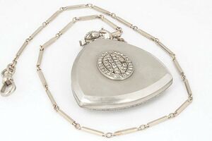 Sat i pjesma Al Kaponea prodati za više od 100.000 dolara