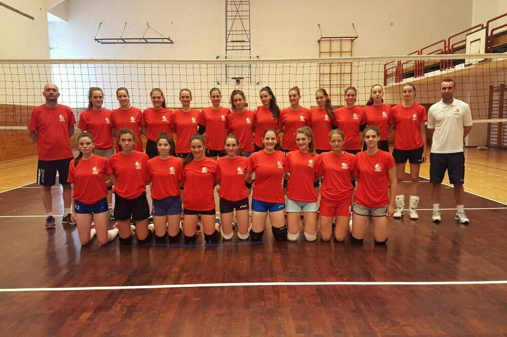 Ženska kadetska odbojkaška reprezentacija, Foto: OSCG