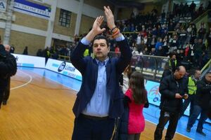 Razišli se Nikolić i Karpoš Sokoli