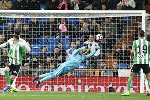 Deset najefektnijih odbrana sezone u Primeri