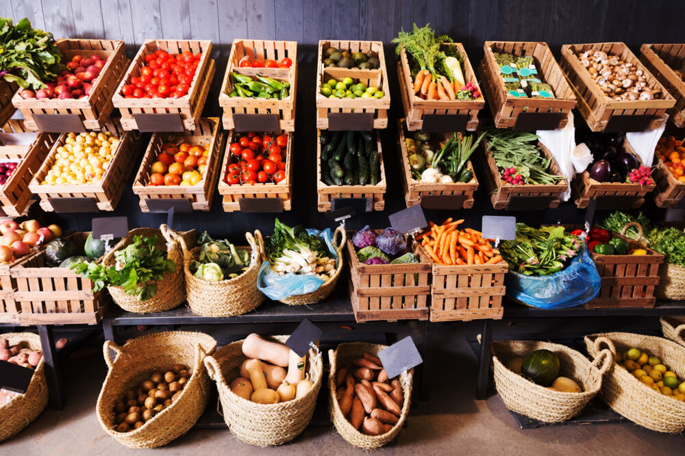 voće povrće, tezga, Foto: Shutterstock.com