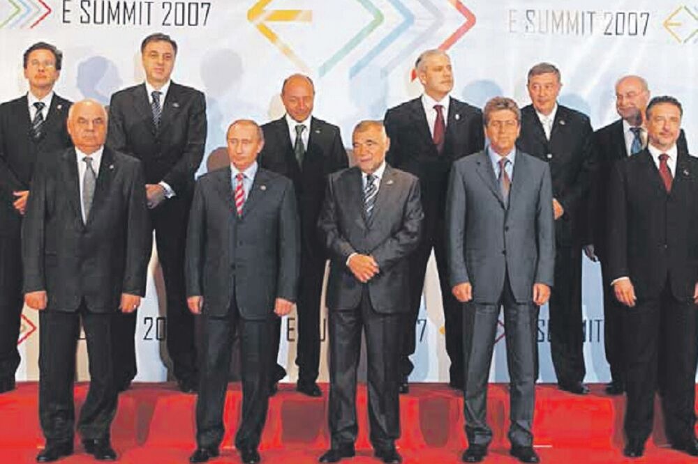 Filip Vujanović, Vladimir Putin (novina)