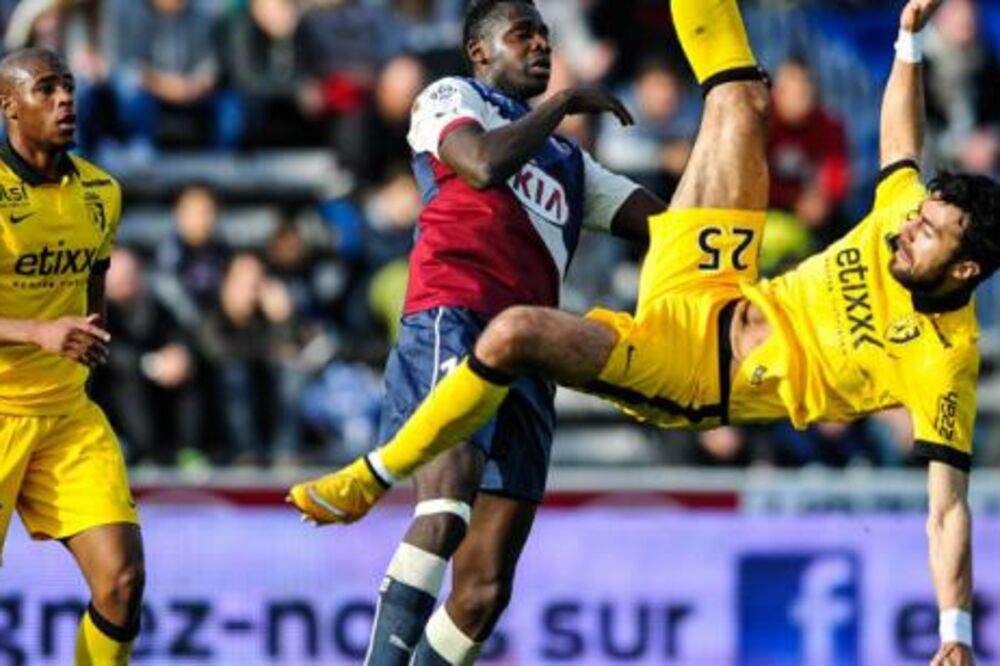 Marko Baša, Foto: Www.losc.fr
