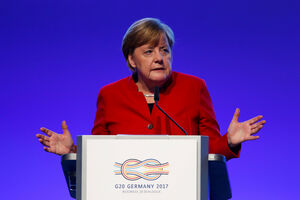 Merkel pozvala preostale članice Unije da budu zajedno
