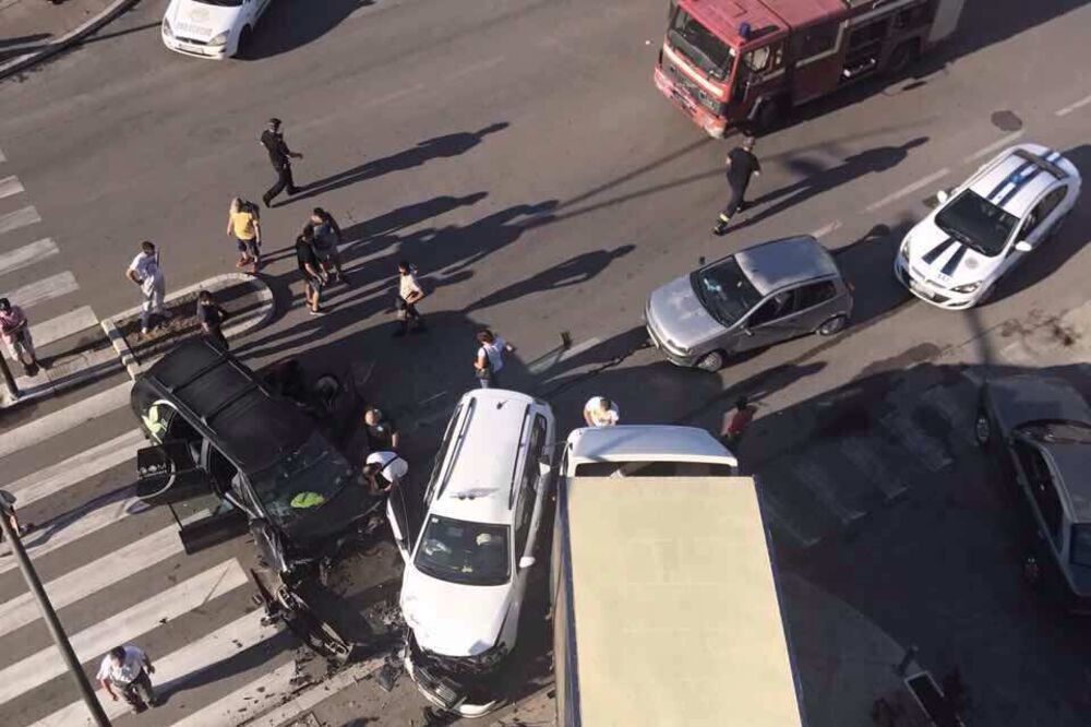 Saobraćajna nesreća, Budva, Foto: Čitalac Vijesti