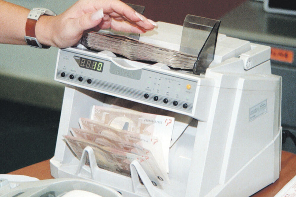 Novac, banka, Foto: Arhiva "Vijesti"