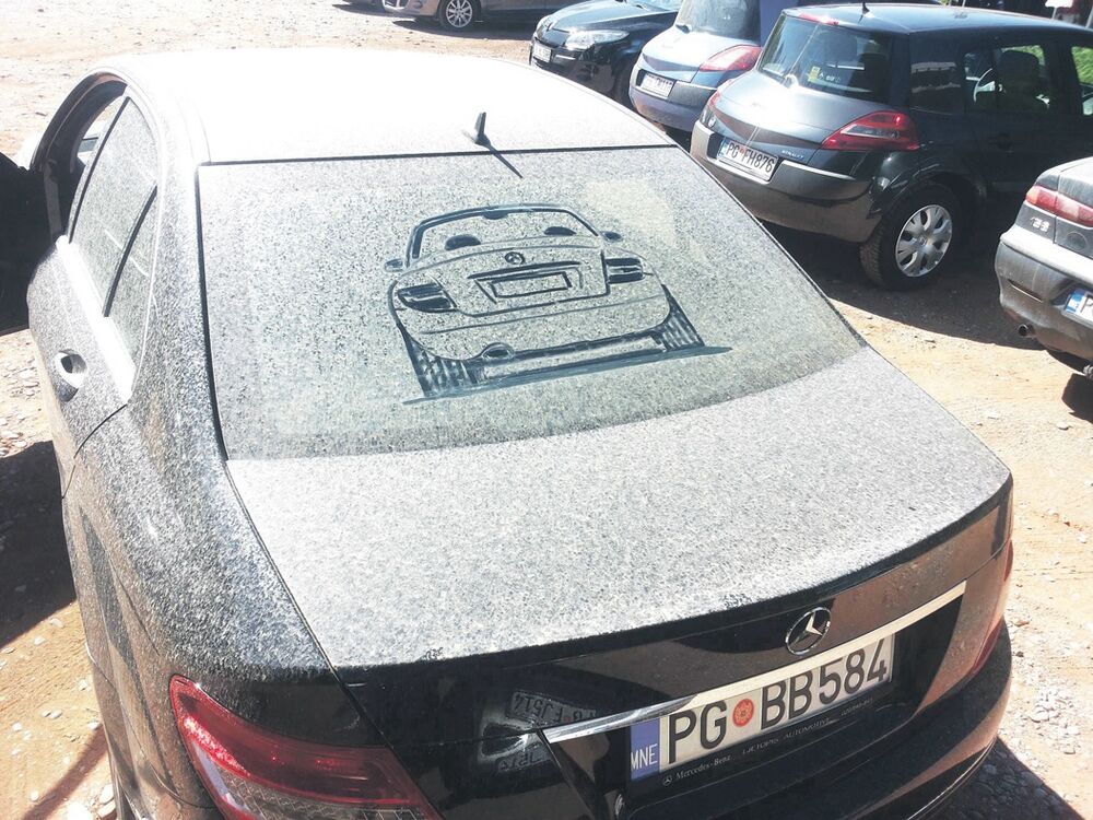 Karikature, Siniša Vukčević (Novine)