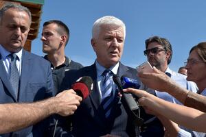 Marković: Sada nemamo preča posla od razvoja i ekonomije