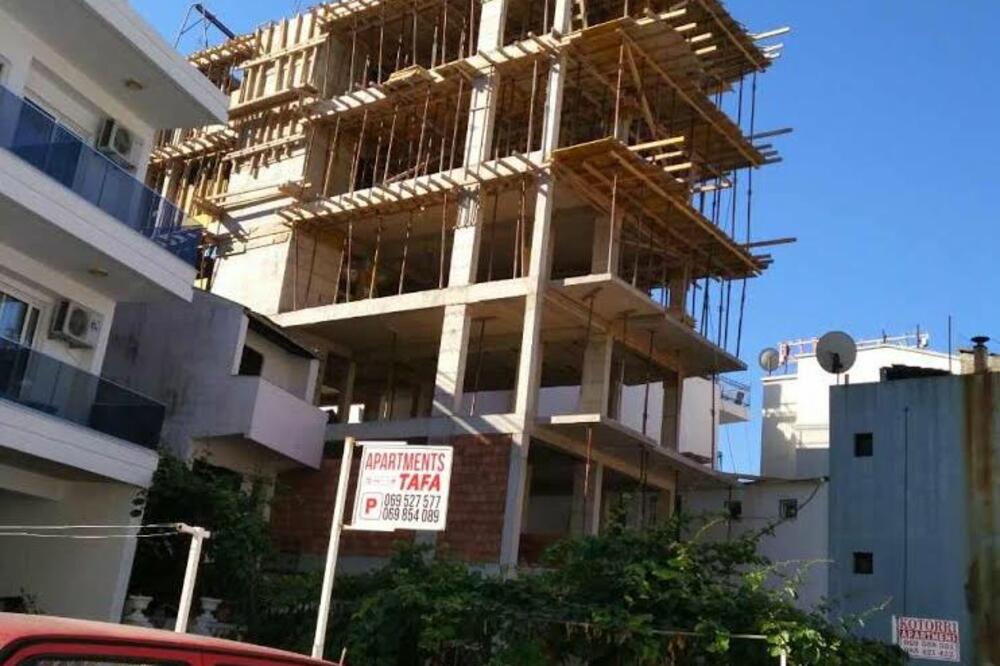 Ulcinj divlja gradnja, Foto: SNP