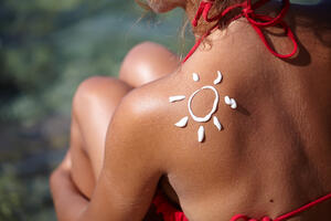 Mlijeko i maslac kao najbolja zaštita nakon sunčanja