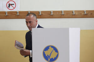 Zatvorena birališta na Kosovu, Haradinaj proglasio pobjedu