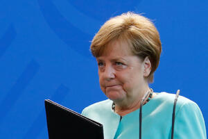 Merkel: Njemačka podržava Makedoniju u približavanju EU i NATO