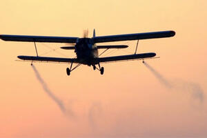 Berane: Večeras zaprašivanje komaraca, zaštititi pčelinjake