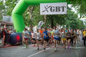 Adela i Kosta pobjednici druge noćne atletske trke u Nikšiću