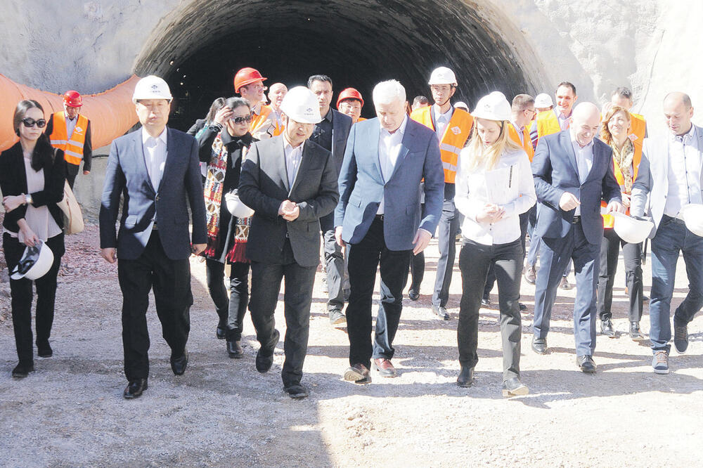 Kinezi autoput, Foto: Zoran Đurić