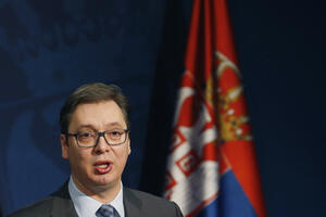 Aleksandar Vučić podnio ostavku na mjesto premijera