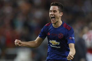 Neće u Barselonu - Erera ostaje u Mančester junajtedu