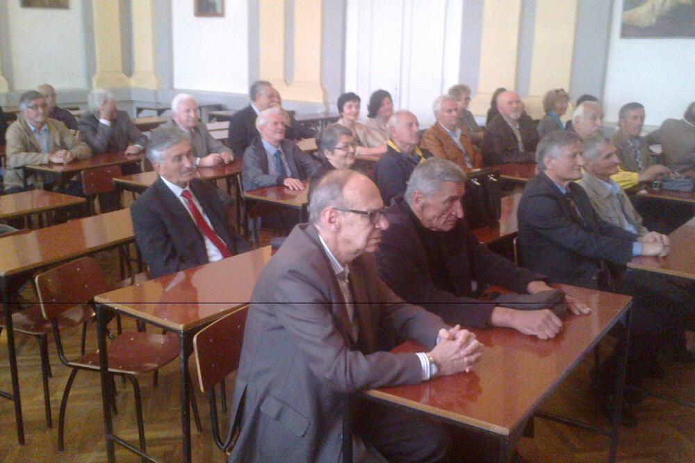 Gimnazija Tanasije Pejatović, Pljevlja, proslava 50 godina mature, Foto: Goran Malidžan