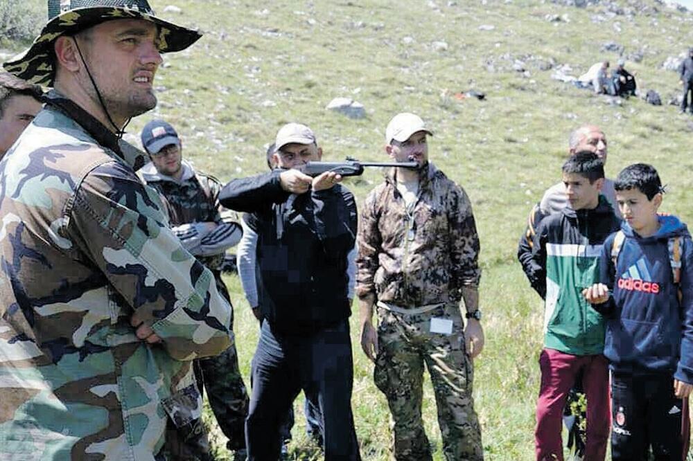 Nazif Cungu, planinari, Foto: Facebook