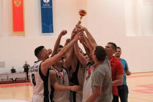 "Difovcima" titula, u finalu bolji od "Mašinaca"