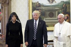 Papa pitao Melaniju hrani li Trampa slovenačkom poticom, a ne picom