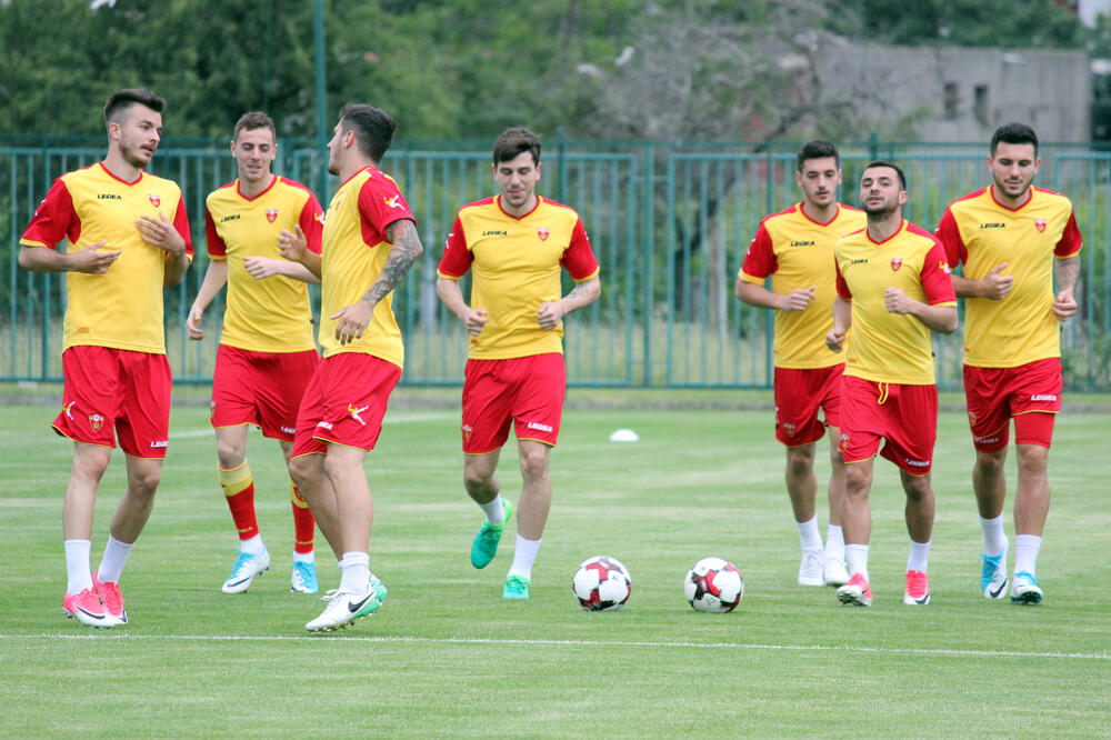 Fudbalska reprezentacija Crne Gore, Foto: Filip Roganović