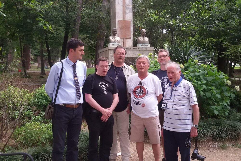 Austrijanci Tivat, Foto: Siniša Luković