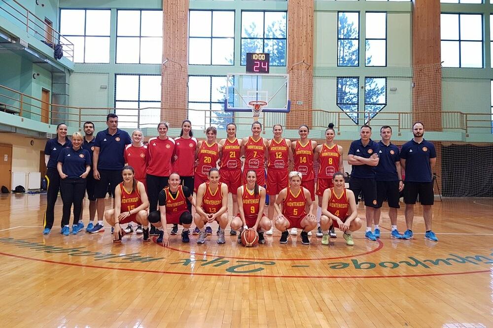 Košarkašice Crne Gore, Foto: KSCG