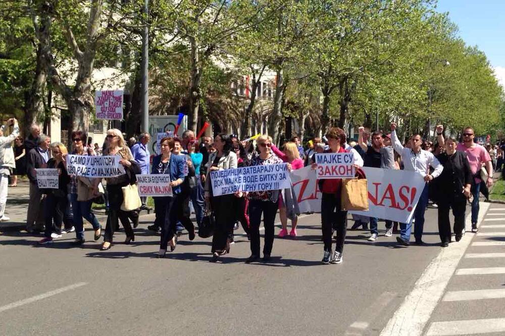Majke sa troje i više djece, Foto: Damira Kalač