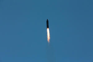 Sjeverna Koreja lansirala balističku raketu, letjela je oko 560 km