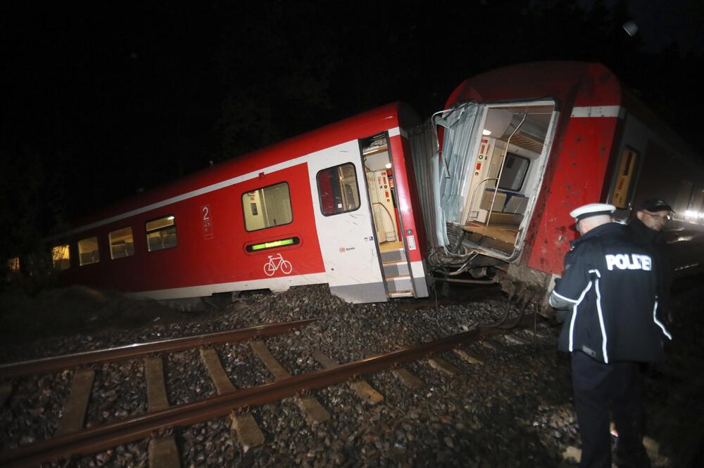 voz Njemačka, Foto: Beta-AP