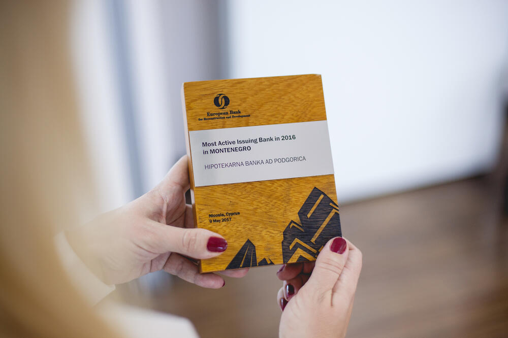 Hipotekarna banka, Foto: Hipotekarna banka