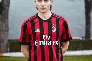 Novi dres Milana: Tradicija srijeće inovaciju