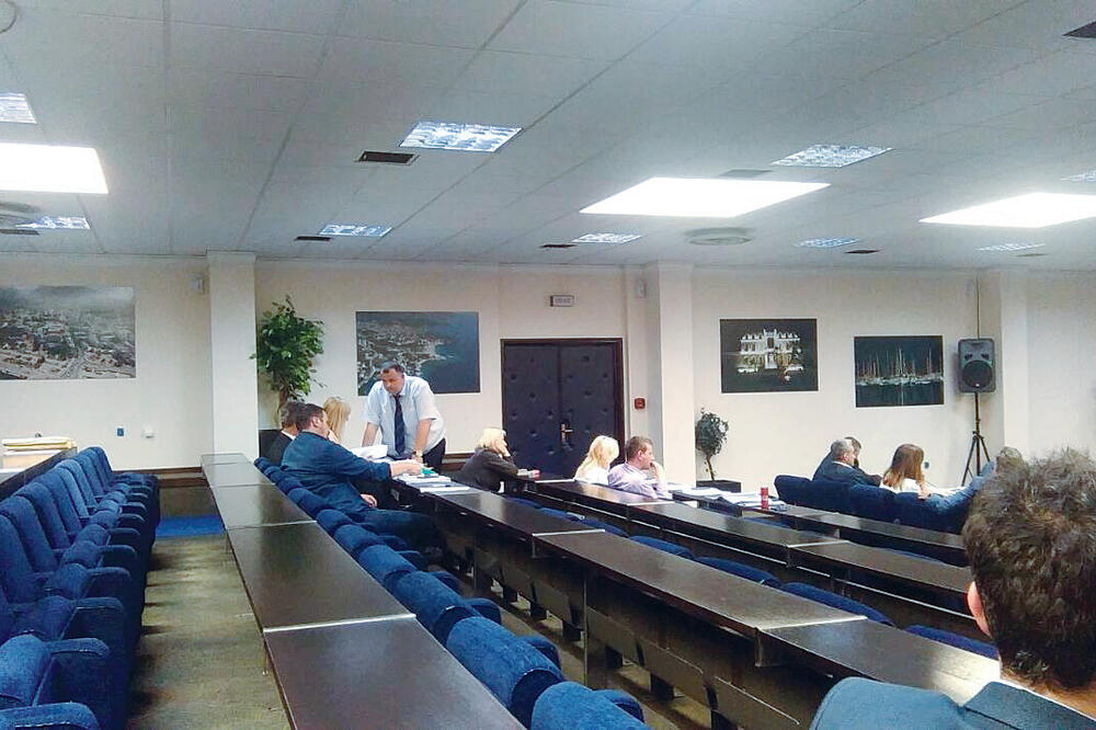 Skupština Bar, Foto: Radomir Petrić