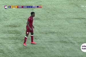 Kopirao Ronalda, a poslao loptu - bukvalno preko tribine