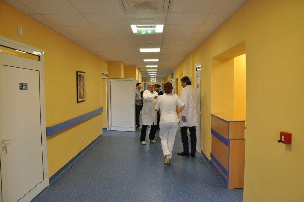 Rekonstruisano odjeljenje oftalmologije u bolnici u Nikšiću, Foto: Svetlana Mandić