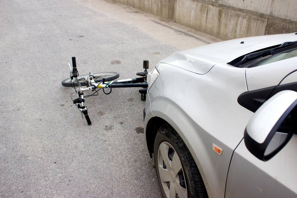 Biciklo, saobraćajna nezgoda, Foto: Shutterstock