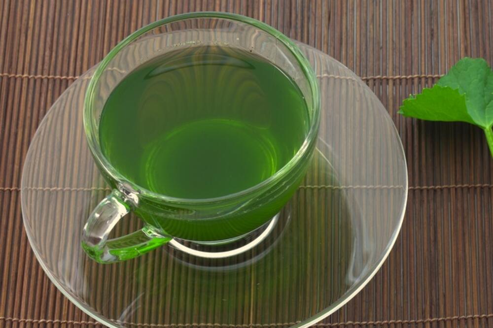 čaj, peršun, Foto: Shutterstock