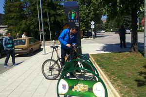 Nikšićani dobili parkirališta za bicikla: Na staze će još pričekati