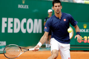 Đoković: Trener za tri-četiri sedmice