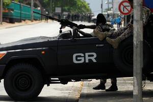 Ivory Coast: Shooting in Abidjan, part of the army revolted
