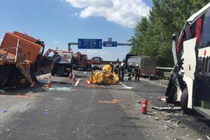 RTS: Accident in Hungary, bus driver from Serbia killed