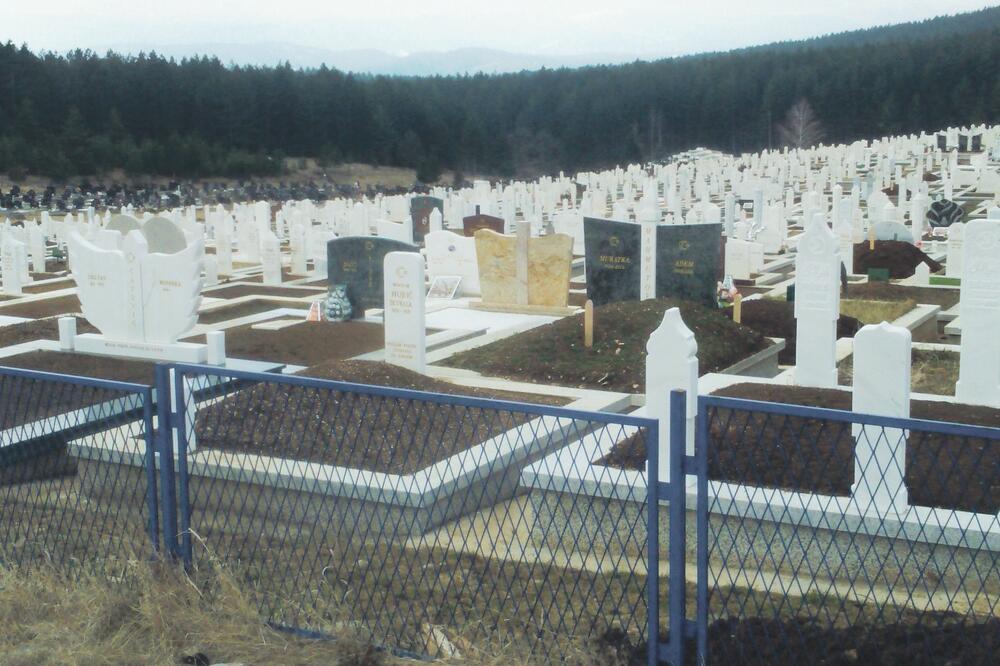 Pljevlja, groblje, Foto: Goran Malidžan