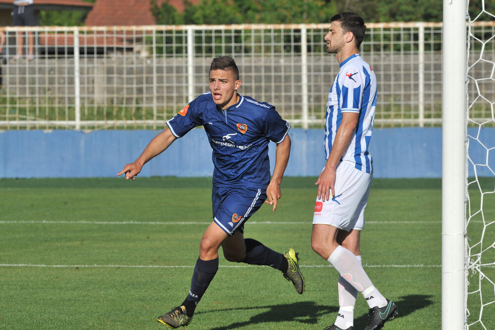 Nikola Krstović, Foto: Savo Prelević