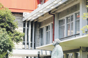 Studenti da završe studije po starom sistemu