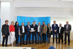 Razmjenom iskustava do boljih rješenja za prosvjetne radnike