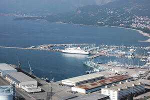 VREMEPLOV: Luka tone