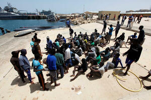 Španski brod spasao 651 migranta u Sredozemlju
