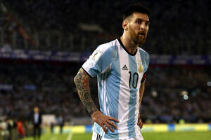 Mesi "pobijedio" Fifu: Argentincu ukinuta suspenzija