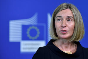 Mogerini: EU osuđuje rast broja prijetnji novinarima i medijskim...